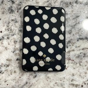 Kate Spade iPhone/iPod battery pack. EUC. ♠️